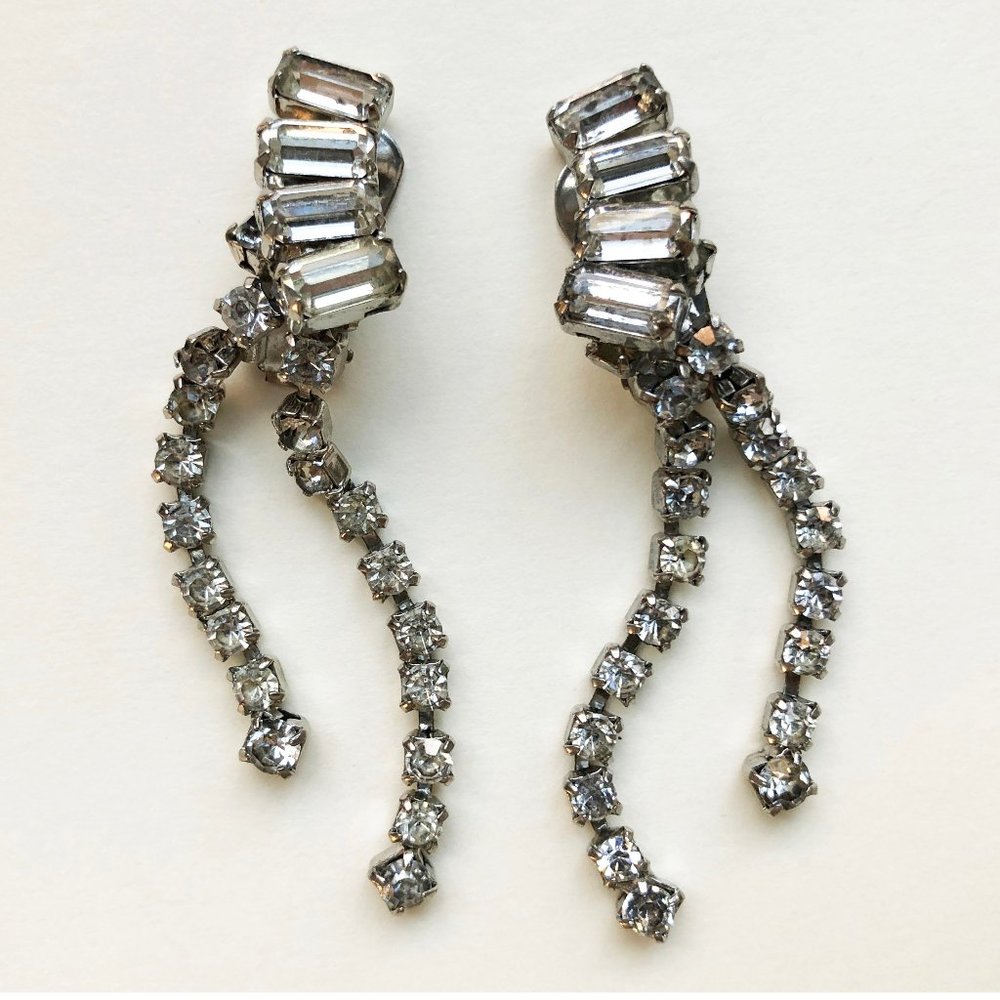 Art deco dangle earrings silver for bride, long crystal clip on earrings